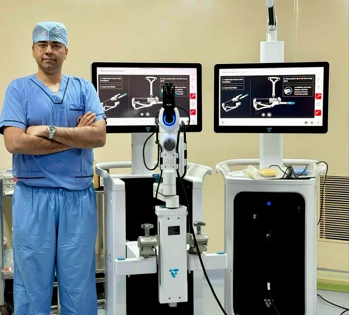 Best Robotic Knee Surgeon Chandigarh